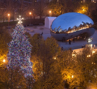 Chicagoland Cheer: Unforgettable Holiday Dates in the Windy City